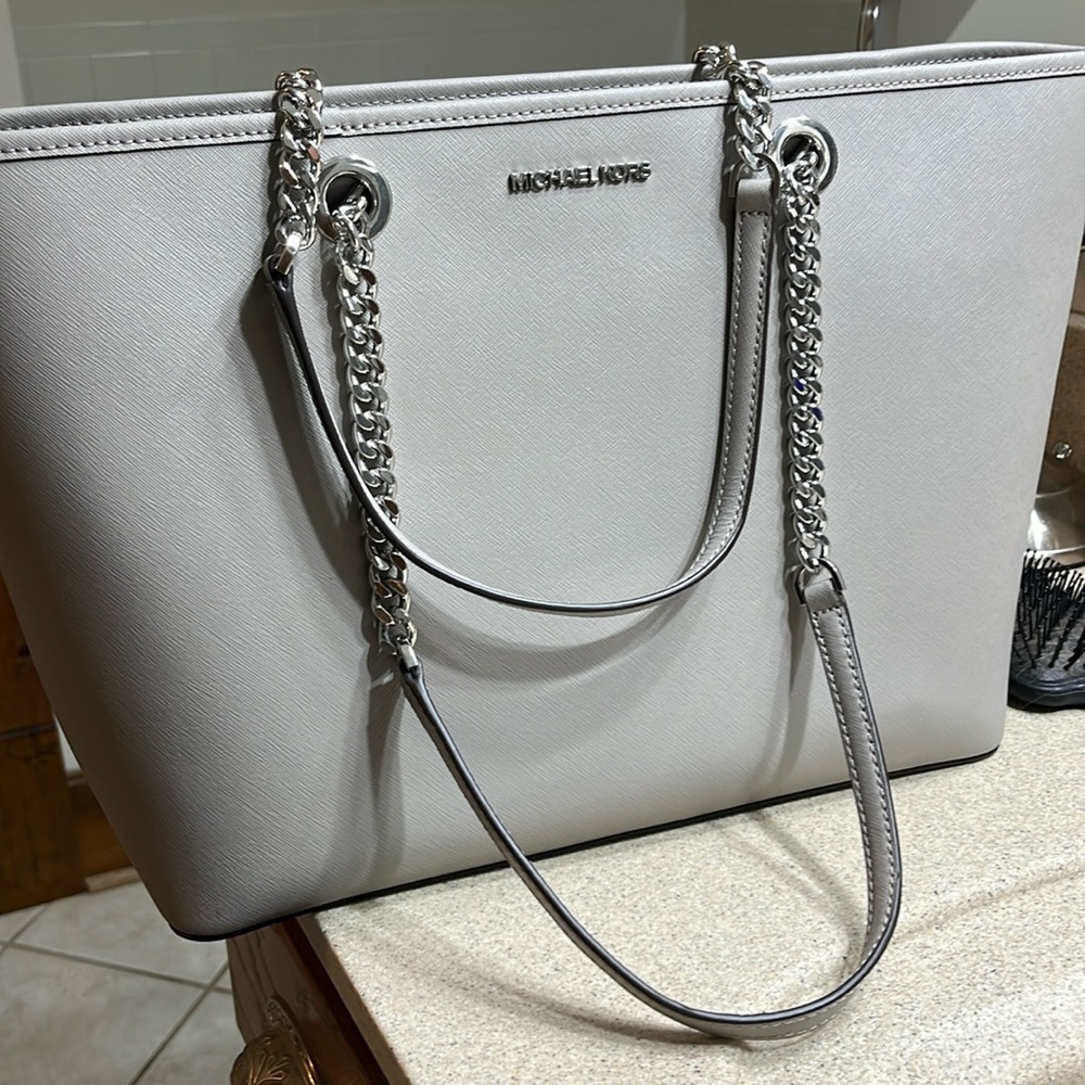 Stunning Grey Micheal Kors